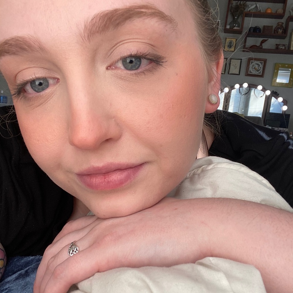 Meet your Posher, Catie